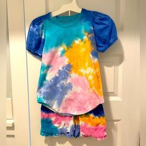 Chaser brand little girls shorts and top set top size 8 and bottom size 7